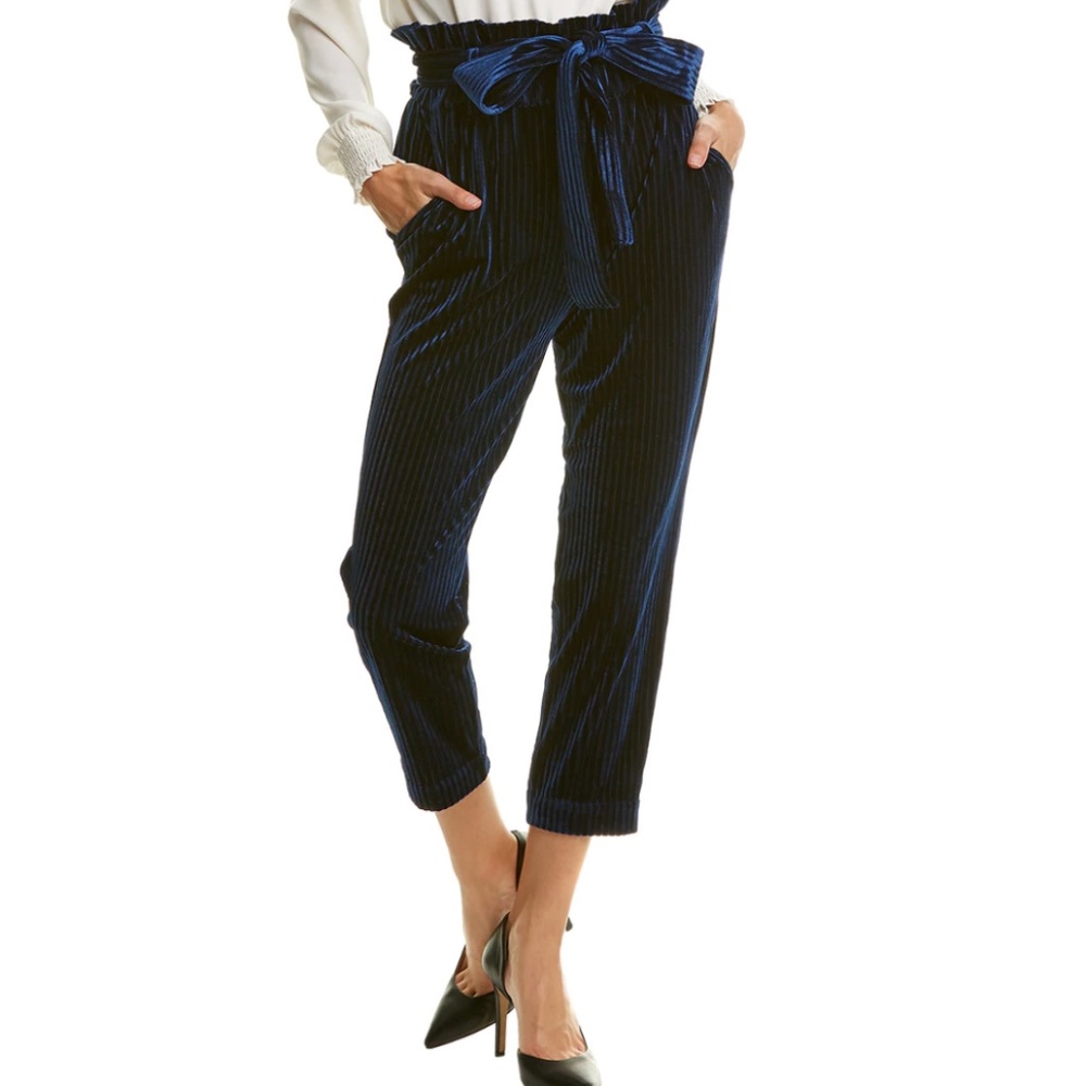 CROSBY by Mollie Burch Eddie Pant